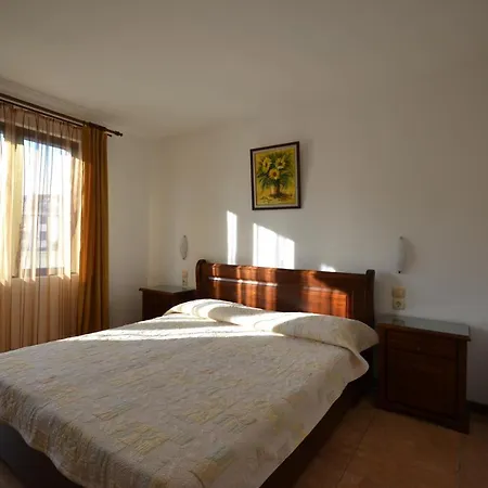 семеен море Hotel