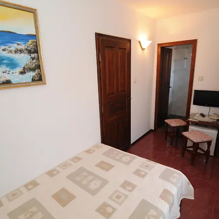 Hotel семеен море 3*