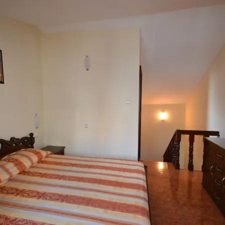 Hotel семеен море