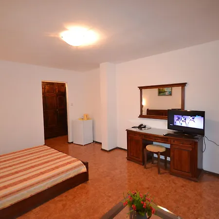 семеен море Hotel