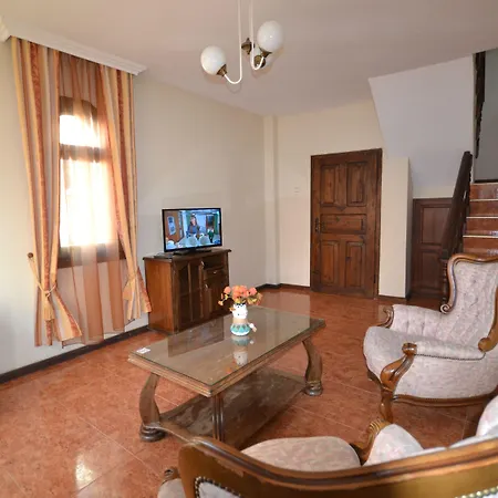 Hotel семеен море