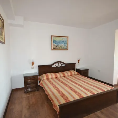 Hotel семеен море 3*