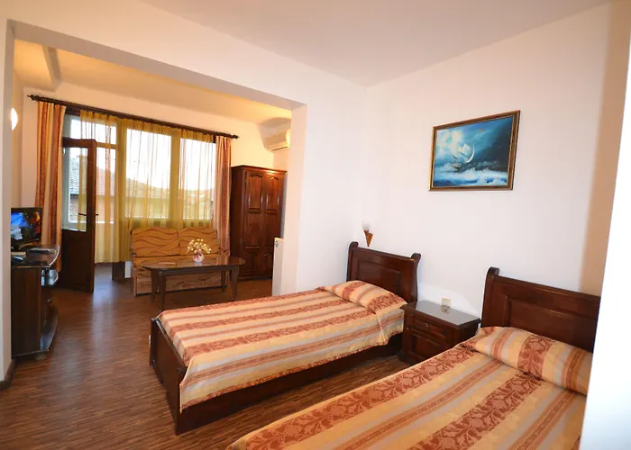 Hotel Family 3*