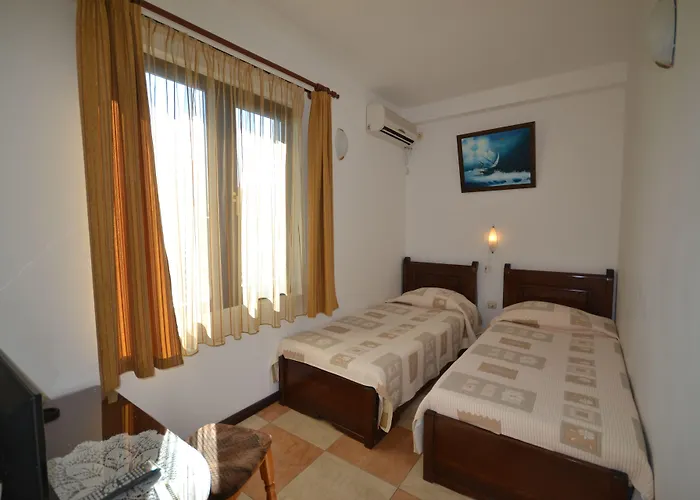 Family 3* Sozopol